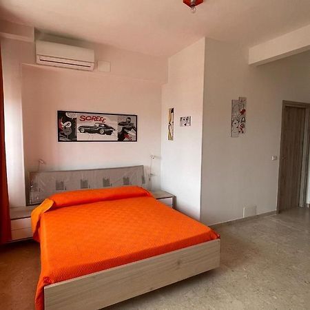 La Finestra Sul Mare B&B Crotone Zewnętrze zdjęcie