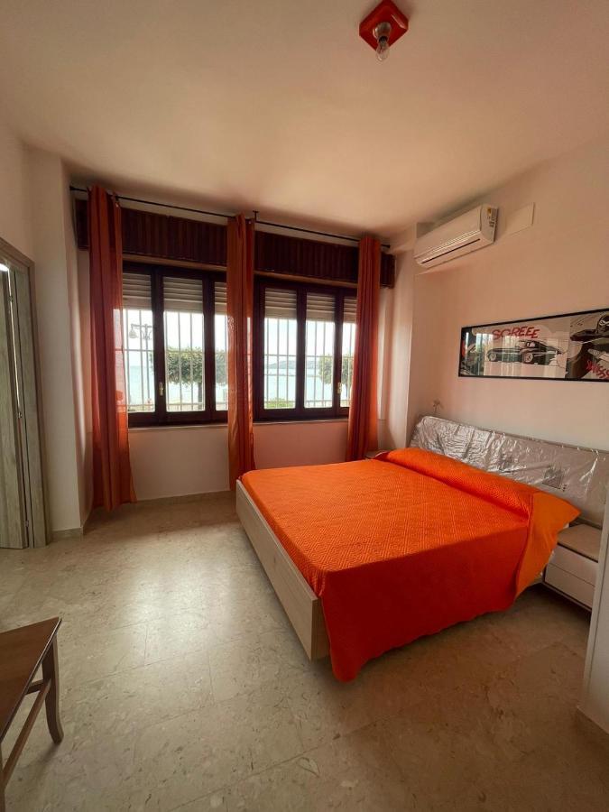 La Finestra Sul Mare B&B Crotone Zewnętrze zdjęcie